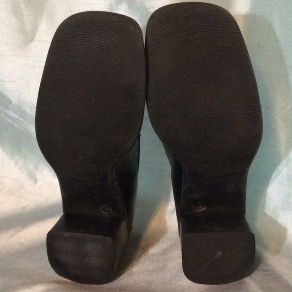 Black Enzo Angiolini shoes, gently used, 7 1/2 M - Picture 7 of 8